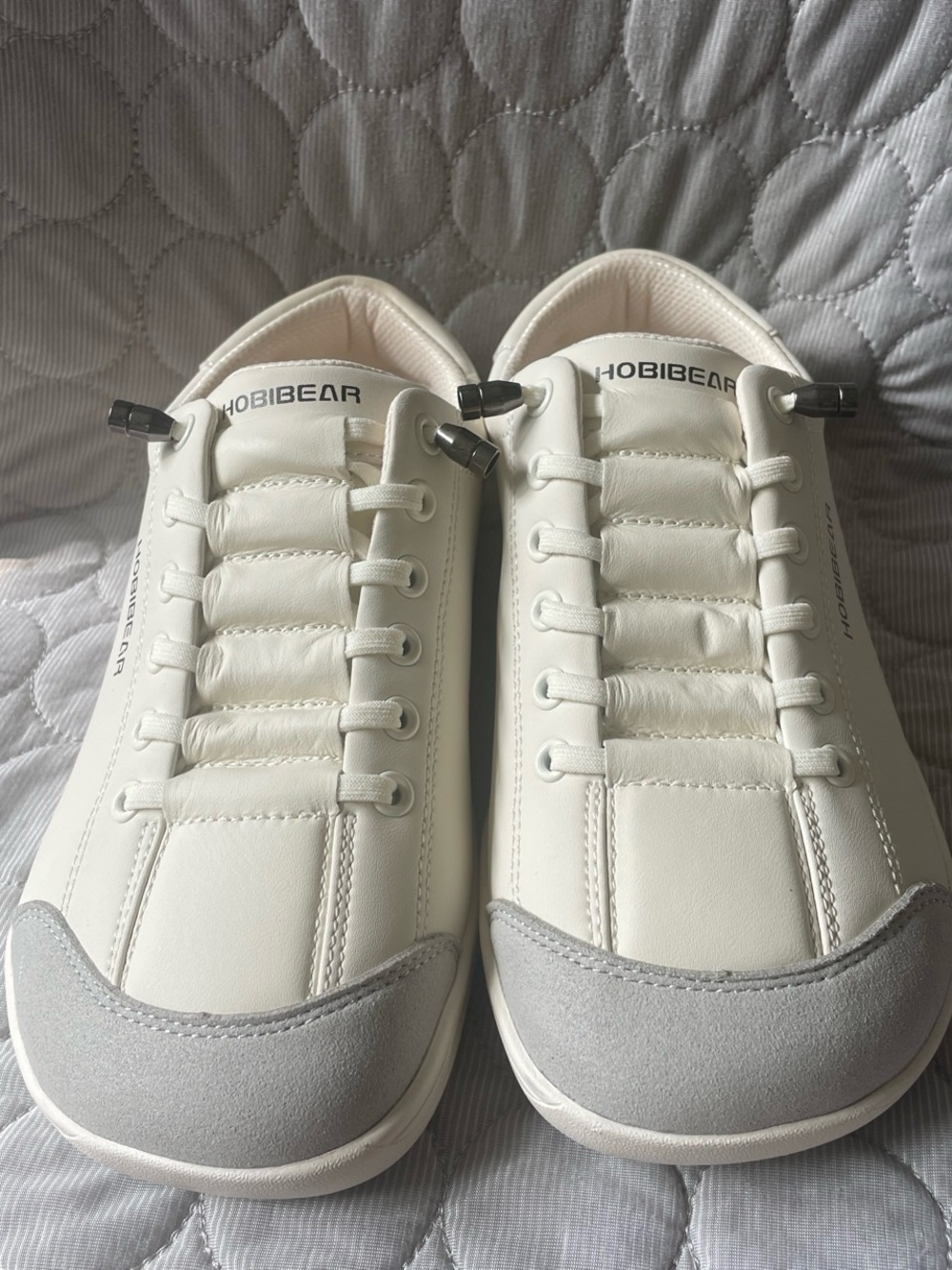 HOBIBEAR Women’s White Athletic Sneakers with Gray Toe